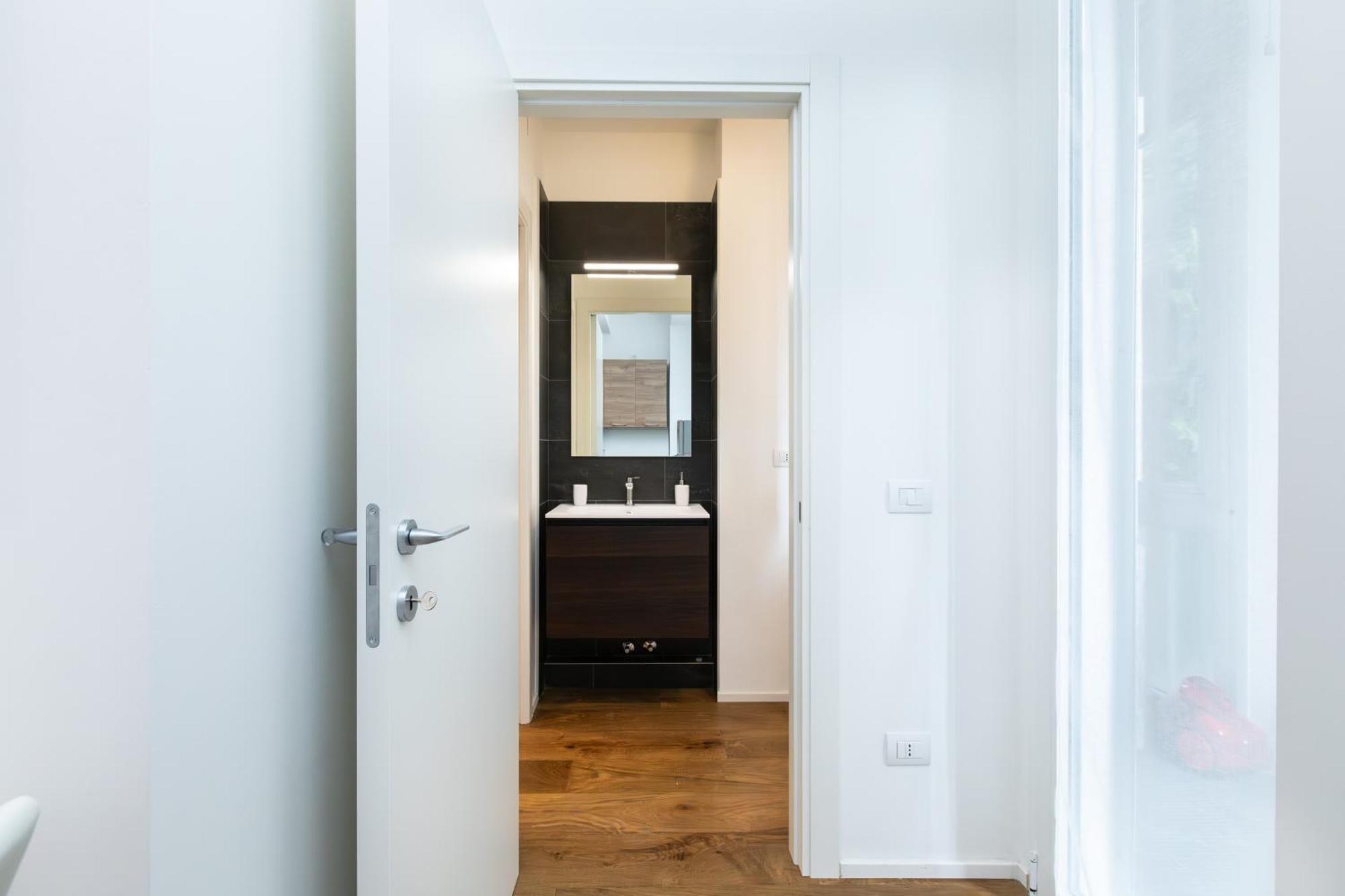 Magnoliaapartments - 6 Senatore Duomo Милано Екстериор снимка