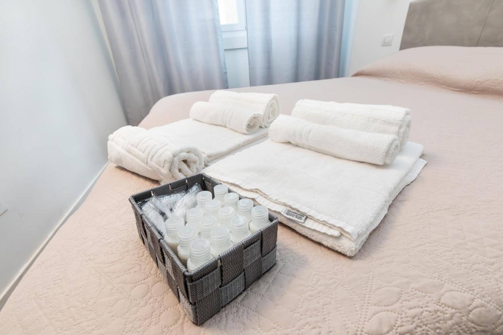 Magnoliaapartments - 6 Senatore Duomo Милано Екстериор снимка
